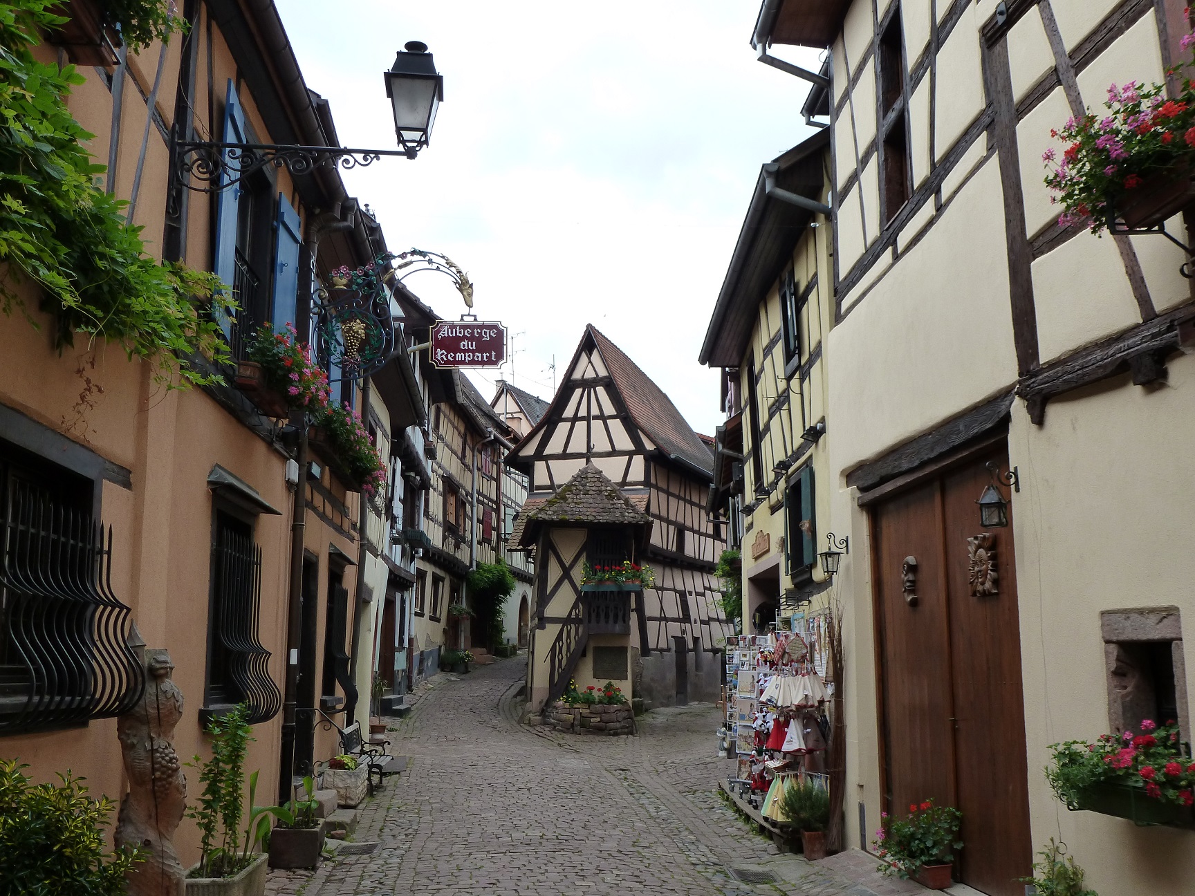 Side street, Equisheim