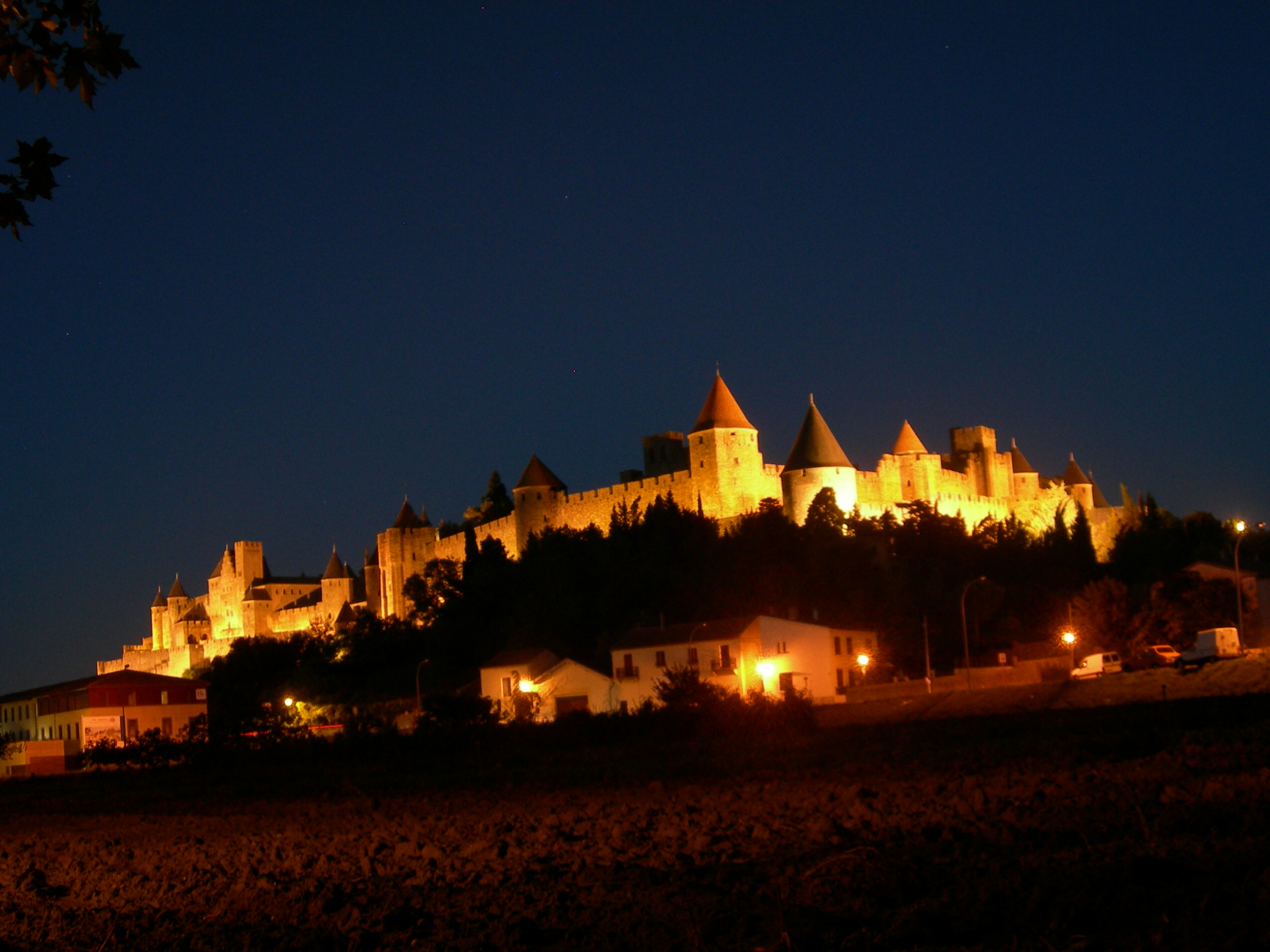 carcassonne-at-night-1.JPG
